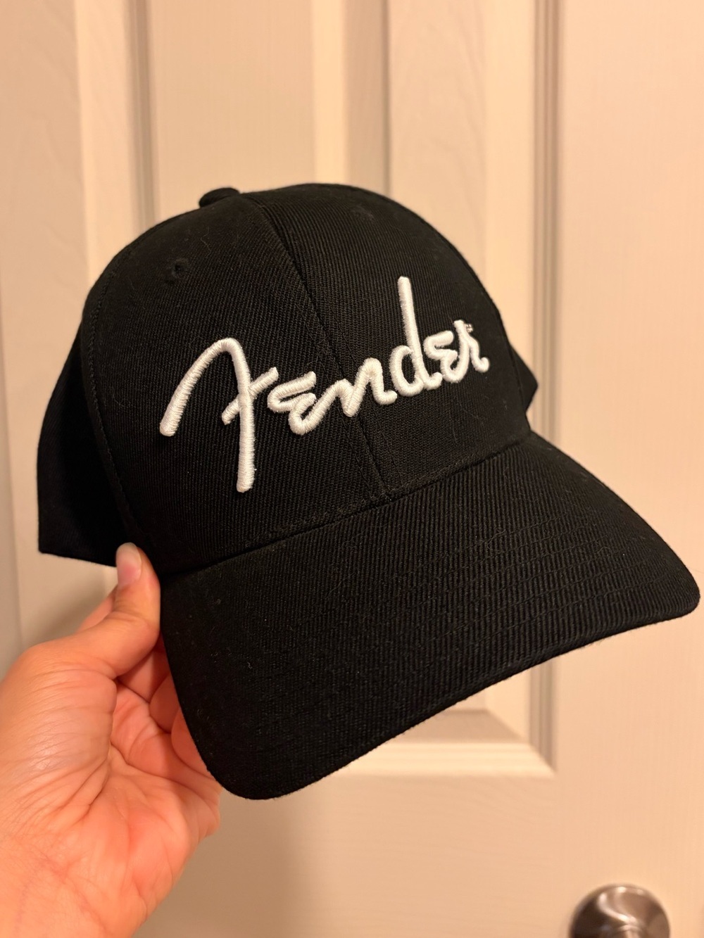 Fender black and white mens adjustable hat